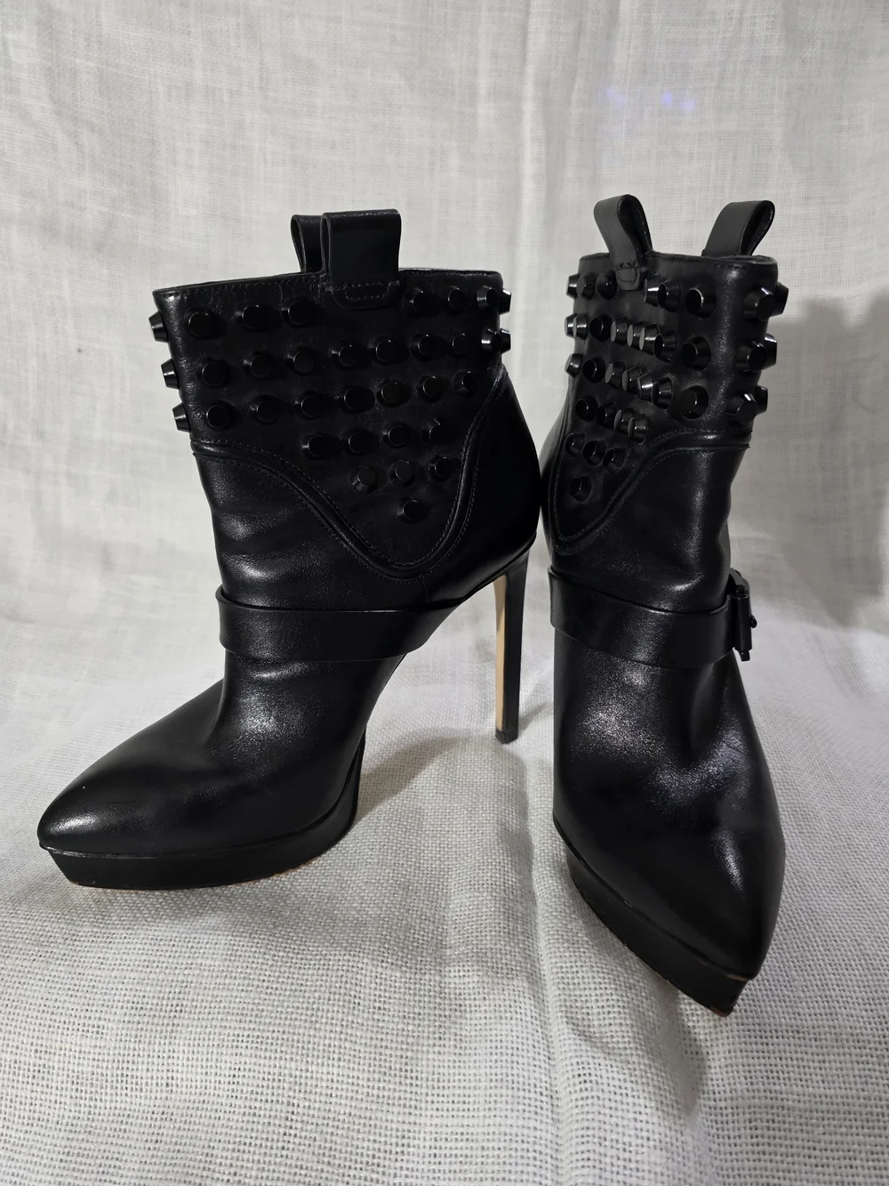 Michael Michael Kors Black Leather Studded Pointed Toe Ankle Booties Size 6M